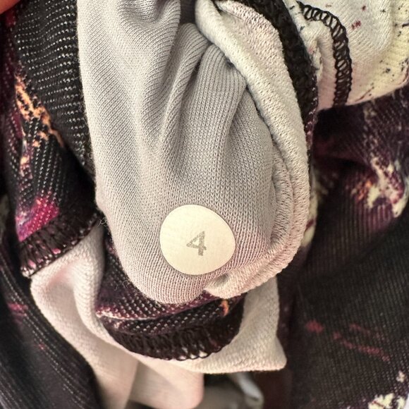 Lululemon Wunder Under Pant Legging Size 4 High Rise Kara Blossom - Picture 8 of 9